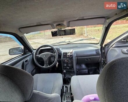 Серый ВАЗ 2110, объемом двигателя 1.6 л и пробегом 270 тыс. км за 1300 $, фото 6 на Automoto.ua