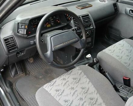 Сірий ВАЗ 2110, об'ємом двигуна 1.6 л та пробігом 100 тис. км за 2650 $, фото 4 на Automoto.ua