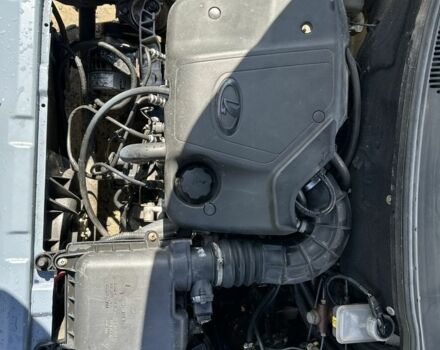 Серый ВАЗ 2110, объемом двигателя 1.6 л и пробегом 200 тыс. км за 1099 $, фото 5 на Automoto.ua