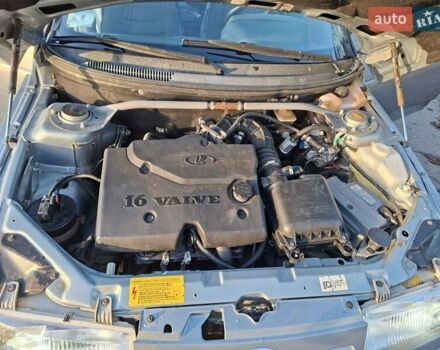 Серый ВАЗ 2110, объемом двигателя 1.6 л и пробегом 302 тыс. км за 2700 $, фото 13 на Automoto.ua