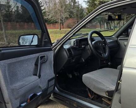 Серый ВАЗ 2110, объемом двигателя 1.6 л и пробегом 270 тыс. км за 1300 $, фото 8 на Automoto.ua