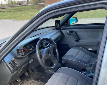Сірий ВАЗ 2110, об'ємом двигуна 1.6 л та пробігом 250 тис. км за 1550 $, фото 7 на Automoto.ua