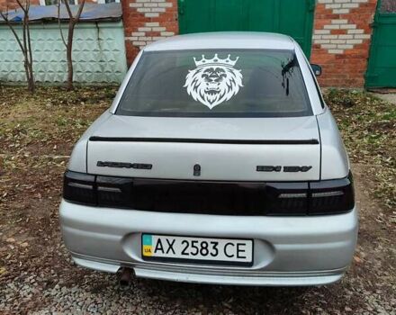 Серый ВАЗ 2110, объемом двигателя 1.6 л и пробегом 304 тыс. км за 2000 $, фото 1 на Automoto.ua