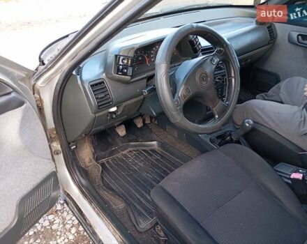 ВАЗ 2110 2007 у Теребовле на Automoto.ua Сірий ВАЗ 2110, об'ємом двигуна 1.6 л та пробігом 174 тис. км за 1650 $, фото 6 на Automoto.ua