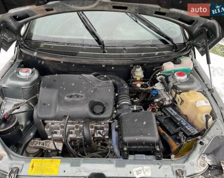 Серый ВАЗ 2110, объемом двигателя 1.6 л и пробегом 160 тыс. км за 2050 $, фото 13 на Automoto.ua