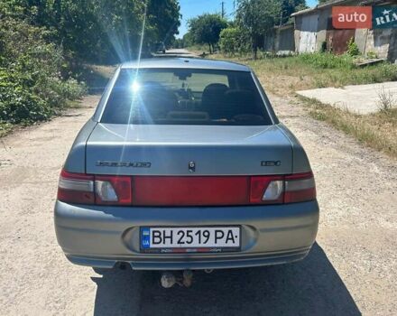 Серый ВАЗ 2110, объемом двигателя 1.6 л и пробегом 245 тыс. км за 2000 $, фото 6 на Automoto.ua