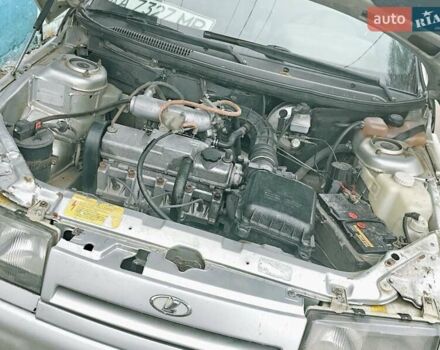 Серый ВАЗ 2110, объемом двигателя 1.5 л и пробегом 200 тыс. км за 1300 $, фото 12 на Automoto.ua