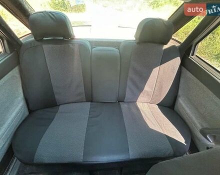 Серый ВАЗ 2110, объемом двигателя 1.6 л и пробегом 245 тыс. км за 2000 $, фото 10 на Automoto.ua