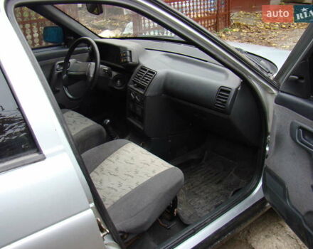 ВАЗ 2110 2007 у Запоріжжя на Automoto.ua Сірий ВАЗ 2110, об'ємом двигуна 1.6 л та пробігом 140 тис. км за 1650 $, фото 12 на Automoto.ua