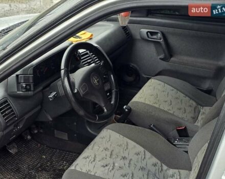 Серый ВАЗ 2110, объемом двигателя 1.6 л и пробегом 145 тыс. км за 2499 $, фото 17 на Automoto.ua