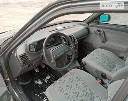 Сірий ВАЗ 2110, об'ємом двигуна 1.6 л та пробігом 250 тис. км за 2500 $, фото 16 на Automoto.ua
