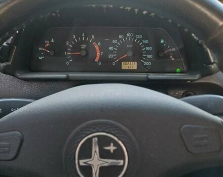 Серый ВАЗ 2110, объемом двигателя 1.6 л и пробегом 302 тыс. км за 2700 $, фото 1 на Automoto.ua