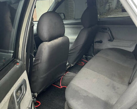 Серый ВАЗ 2110, объемом двигателя 1.6 л и пробегом 186 тыс. км за 2300 $, фото 6 на Automoto.ua