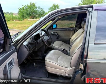 Серый ВАЗ 2110, объемом двигателя 2 л и пробегом 180 тыс. км за 2700 $, фото 7 на Automoto.ua