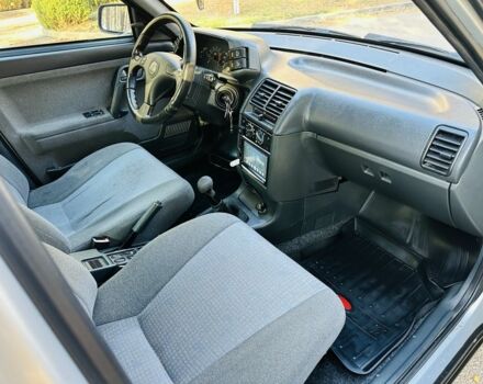 Сірий ВАЗ 2110, об'ємом двигуна 1.6 л та пробігом 95 тис. км за 3750 $, фото 11 на Automoto.ua