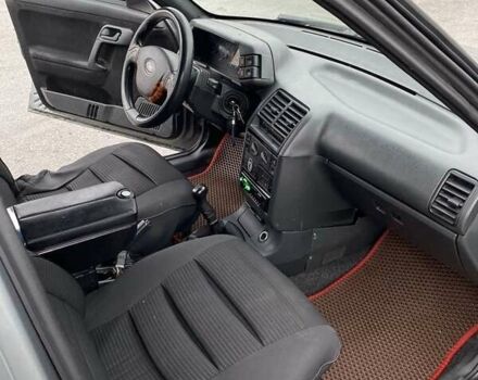 Сірий ВАЗ 2110, об'ємом двигуна 1.6 л та пробігом 193 тис. км за 2400 $, фото 10 на Automoto.ua