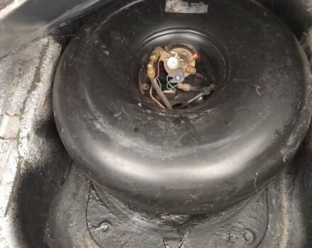 Серый ВАЗ 2110, объемом двигателя 1.6 л и пробегом 210 тыс. км за 1700 $, фото 46 на Automoto.ua