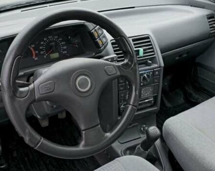 Серый ВАЗ 2110, объемом двигателя 1.6 л и пробегом 50 тыс. км за 3300 $, фото 8 на Automoto.ua