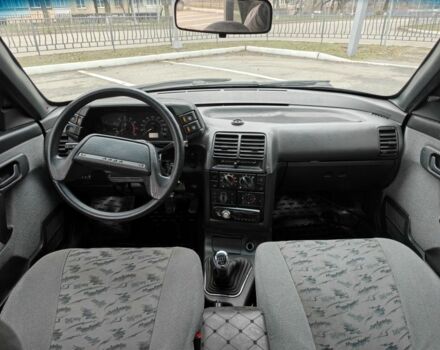 Серый ВАЗ 2110, объемом двигателя 1.6 л и пробегом 174 тыс. км за 1400 $, фото 9 на Automoto.ua