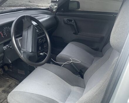 Серый ВАЗ 2110, объемом двигателя 1.6 л и пробегом 250 тыс. км за 1600 $, фото 2 на Automoto.ua