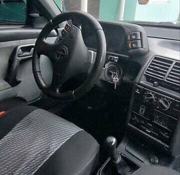 Серый ВАЗ 2110, объемом двигателя 1.6 л и пробегом 310 тыс. км за 1400 $, фото 12 на Automoto.ua