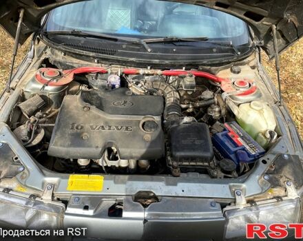 Сірий ВАЗ 2110, об'ємом двигуна 1.6 л та пробігом 225 тис. км за 2350 $, фото 5 на Automoto.ua