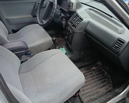 Серый ВАЗ 2110, объемом двигателя 1 л и пробегом 220 тыс. км за 2000 $, фото 2 на Automoto.ua