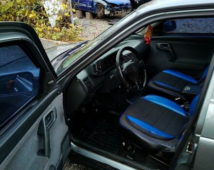 ВАЗ 2110 2007 в Новомиргороде на Automoto.ua Серый ВАЗ 2110, объемом двигателя 1.6 л и пробегом 181 тыс. км за 2550 $, фото 9 на Automoto.ua