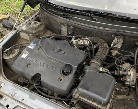 Сірий ВАЗ 2110, об'ємом двигуна 1.6 л та пробігом 360 тис. км за 1600 $, фото 5 на Automoto.ua