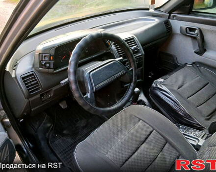 Серый ВАЗ 2110, объемом двигателя 1.6 л и пробегом 136 тыс. км за 1500 $, фото 4 на Automoto.ua