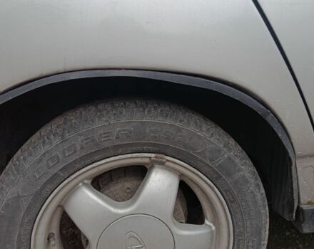 Серый ВАЗ 2110, объемом двигателя 1 л и пробегом 220 тыс. км за 2000 $, фото 3 на Automoto.ua