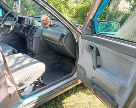 Серый ВАЗ 2110, объемом двигателя 1.6 л и пробегом 382 тыс. км за 1200 $, фото 5 на Automoto.ua