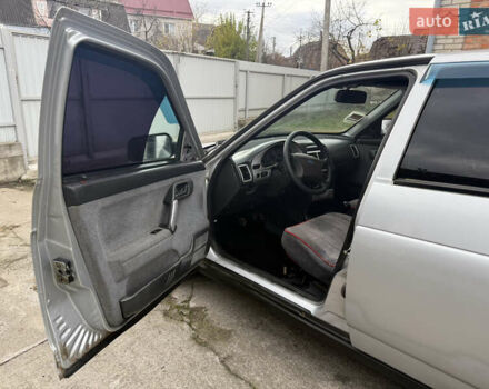 Серый ВАЗ 2110, объемом двигателя 1.6 л и пробегом 123 тыс. км за 1550 $, фото 6 на Automoto.ua