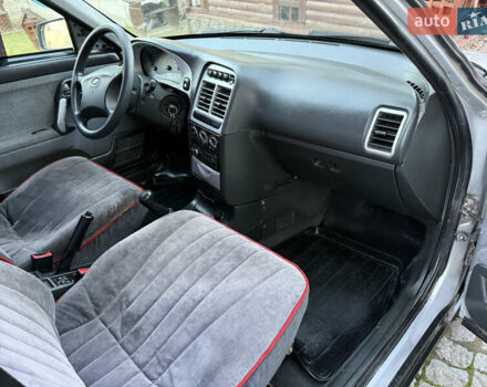 Сірий ВАЗ 2110, об'ємом двигуна 1.6 л та пробігом 123 тис. км за 1650 $, фото 15 на Automoto.ua