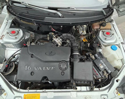 Серый ВАЗ 2110, объемом двигателя 1.6 л и пробегом 177 тыс. км за 2200 $, фото 5 на Automoto.ua