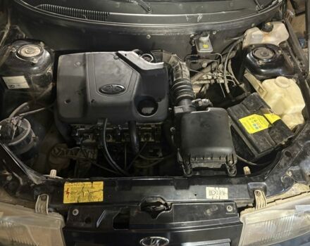 Серый ВАЗ 2110, объемом двигателя 1.6 л и пробегом 216 тыс. км за 1450 $, фото 7 на Automoto.ua