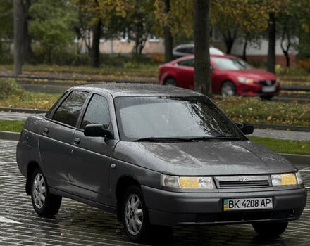 Серый ВАЗ 2110, объемом двигателя 1.6 л и пробегом 170 тыс. км за 2300 $, фото 4 на Automoto.ua