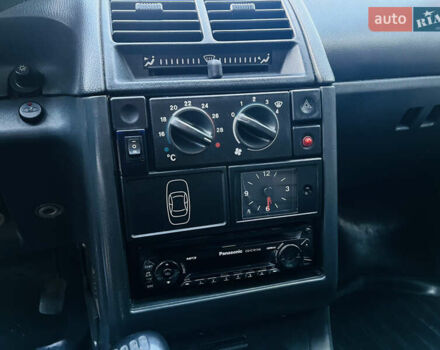 Серый ВАЗ 2110, объемом двигателя 1.6 л и пробегом 213 тыс. км за 2200 $, фото 22 на Automoto.ua