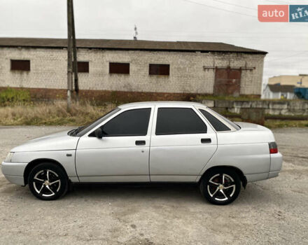 Серый ВАЗ 2110, объемом двигателя 1.6 л и пробегом 152 тыс. км за 2000 $, фото 4 на Automoto.ua