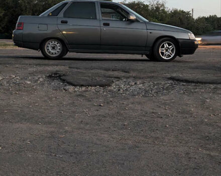 Серый ВАЗ 2110, объемом двигателя 1.6 л и пробегом 200 тыс. км за 2200 $, фото 6 на Automoto.ua