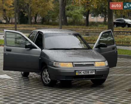 Серый ВАЗ 2110, объемом двигателя 1.6 л и пробегом 170 тыс. км за 2300 $, фото 9 на Automoto.ua