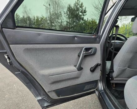 Сірий ВАЗ 2110, об'ємом двигуна 1.6 л та пробігом 194 тис. км за 2299 $, фото 14 на Automoto.ua