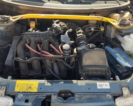 Сірий ВАЗ 2110, об'ємом двигуна 1.6 л та пробігом 200 тис. км за 2550 $, фото 6 на Automoto.ua