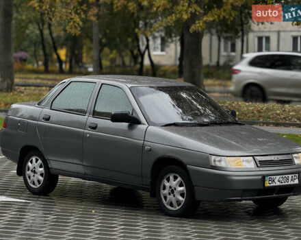 Серый ВАЗ 2110, объемом двигателя 1.6 л и пробегом 170 тыс. км за 2300 $, фото 2 на Automoto.ua