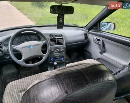 Серый ВАЗ 2110, объемом двигателя 1.6 л и пробегом 118 тыс. км за 2700 $, фото 4 на Automoto.ua