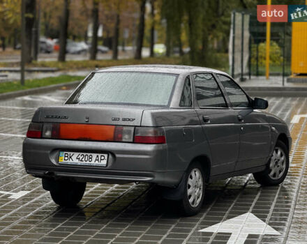 Серый ВАЗ 2110, объемом двигателя 1.6 л и пробегом 170 тыс. км за 2300 $, фото 4 на Automoto.ua