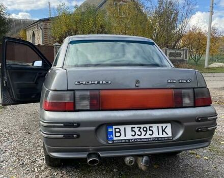 Серый ВАЗ 2110, объемом двигателя 1.6 л и пробегом 200 тыс. км за 2000 $, фото 3 на Automoto.ua