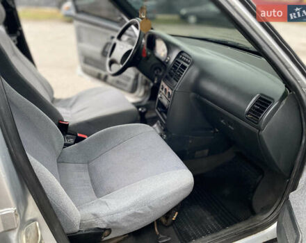 Серый ВАЗ 2110, объемом двигателя 1.6 л и пробегом 152 тыс. км за 2000 $, фото 31 на Automoto.ua