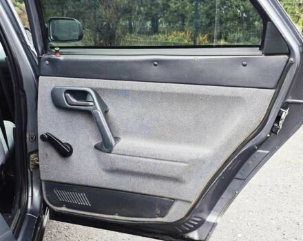 Сірий ВАЗ 2110, об'ємом двигуна 1.6 л та пробігом 194 тис. км за 2299 $, фото 19 на Automoto.ua