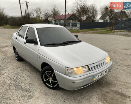 Серый ВАЗ 2110, объемом двигателя 1.6 л и пробегом 152 тыс. км за 2000 $, фото 10 на Automoto.ua